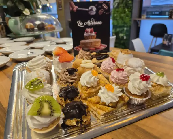 Cafetería y churrería La Artesana en Parla
