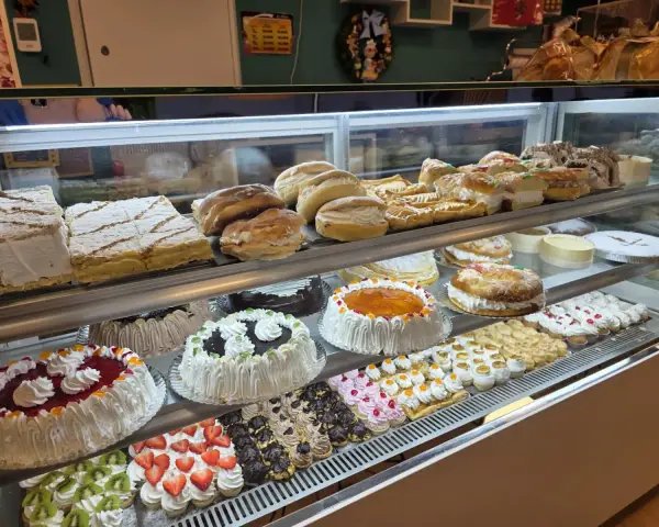 Dulces y postres artesanos en La Artesana, Parla