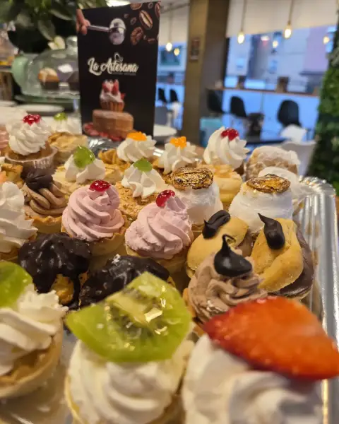 Dulces y postres artesanos en La Artesana, Parla