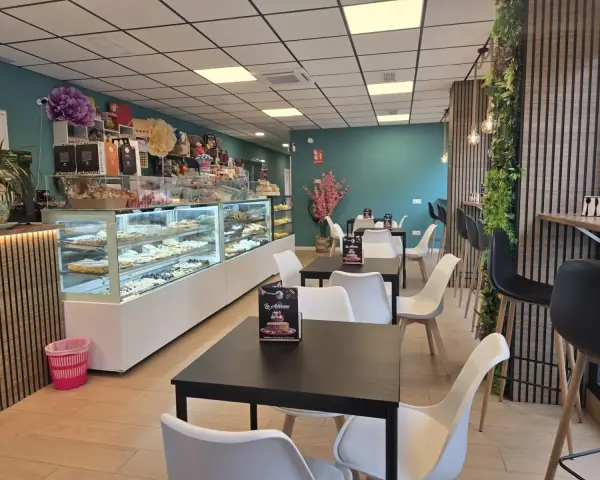 Dulces y postres artesanos en La Artesana, Parla