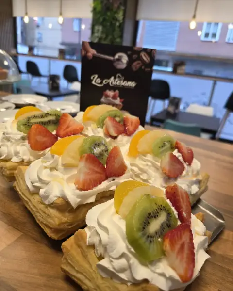 Dulces y postres artesanos en La Artesana, Parla
