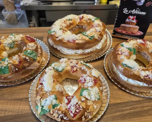 Obrador propio de Pastelería La Artesana en Parla
