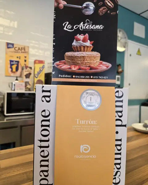 Regalos dulces y packs sorpresa en La Artesana, Parla