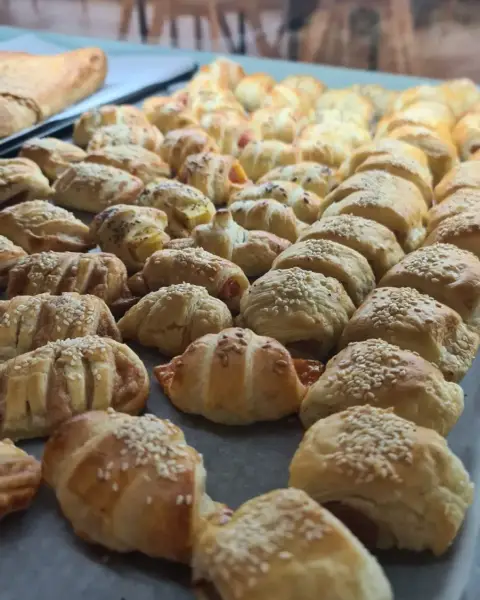 Regalos dulces y packs sorpresa en La Artesana, Parla