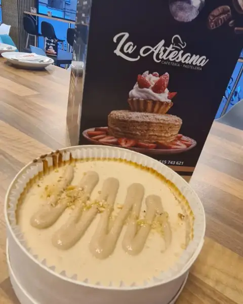 Repostería tradicional madrileña en La Artesana, Parla