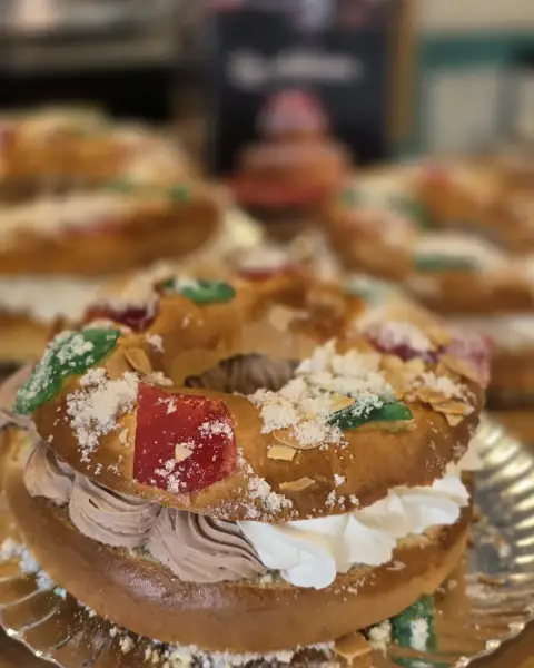 Repostería tradicional madrileña en La Artesana, Parla