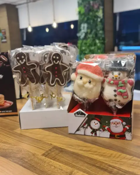 Tartas personalizadas y de cumpleaños en La Artesana, Parla